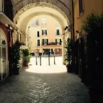 Arco Della Luna 3*