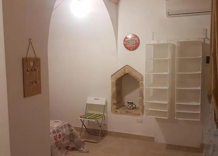 Arco Della Luna Bari